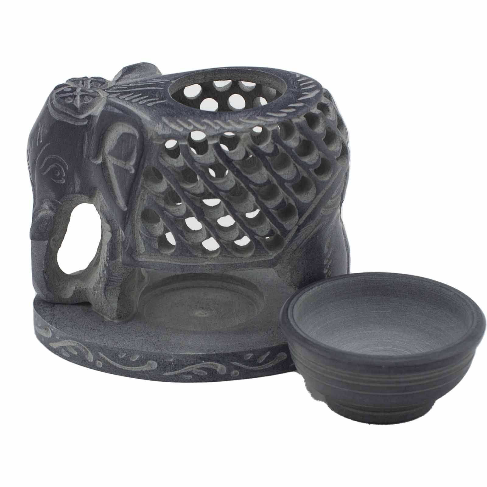 Speksteen Oliebrander – Staande Olifant 10,5cm